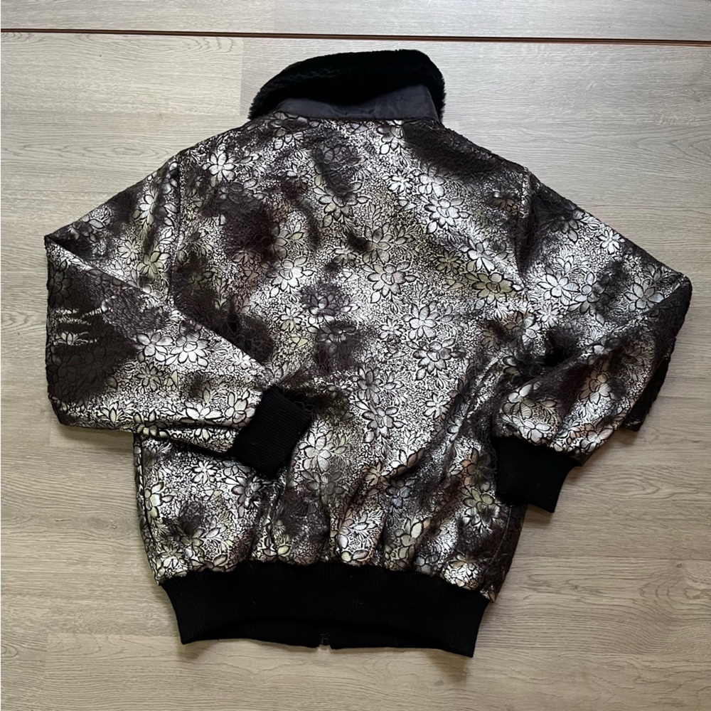 Rochelle California Faux Fur Metallic embossed jacket (S) - Picture 2 of 5